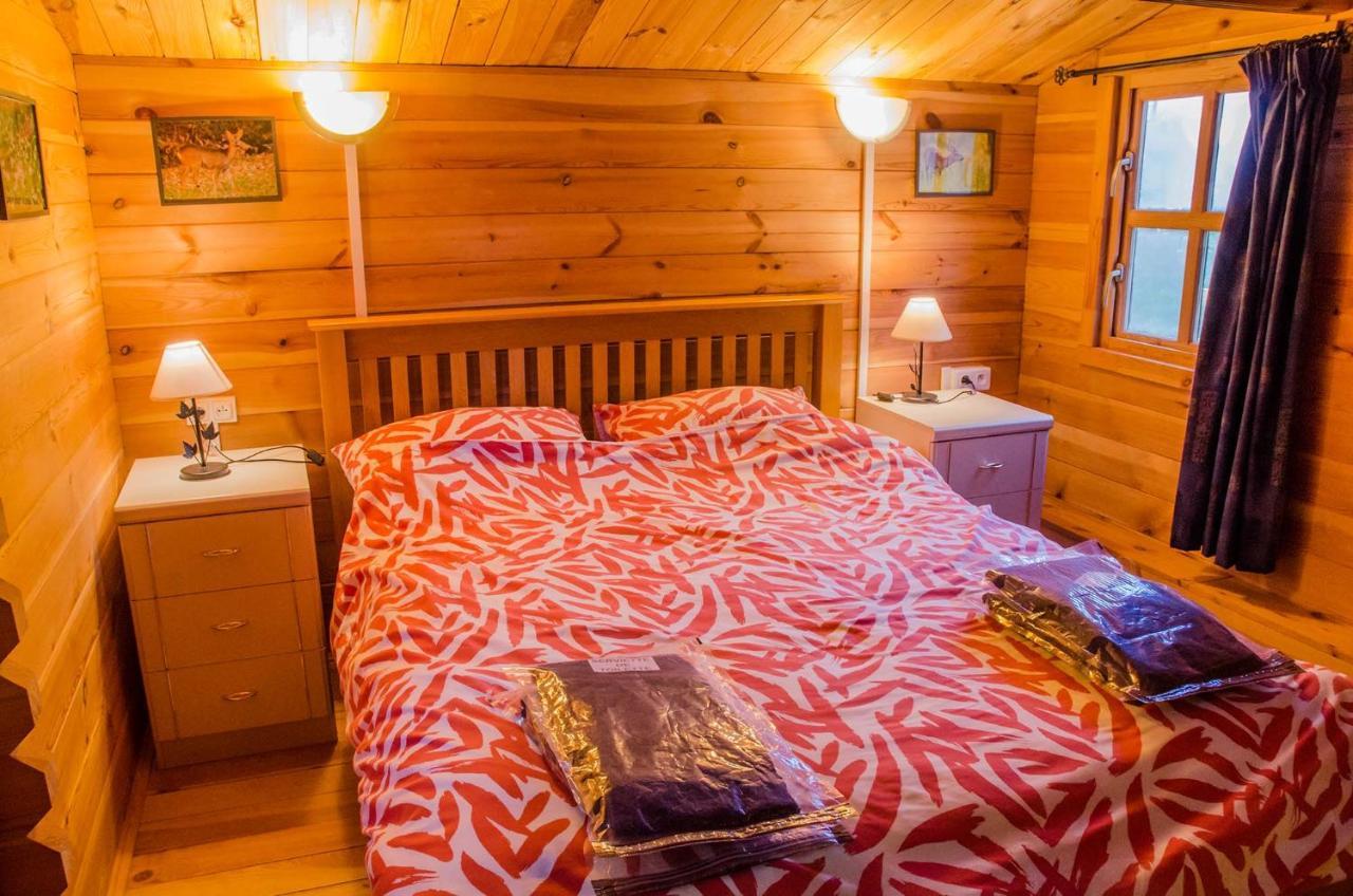Le Chalet De Louyere Saint-Salvadour 外观 照片